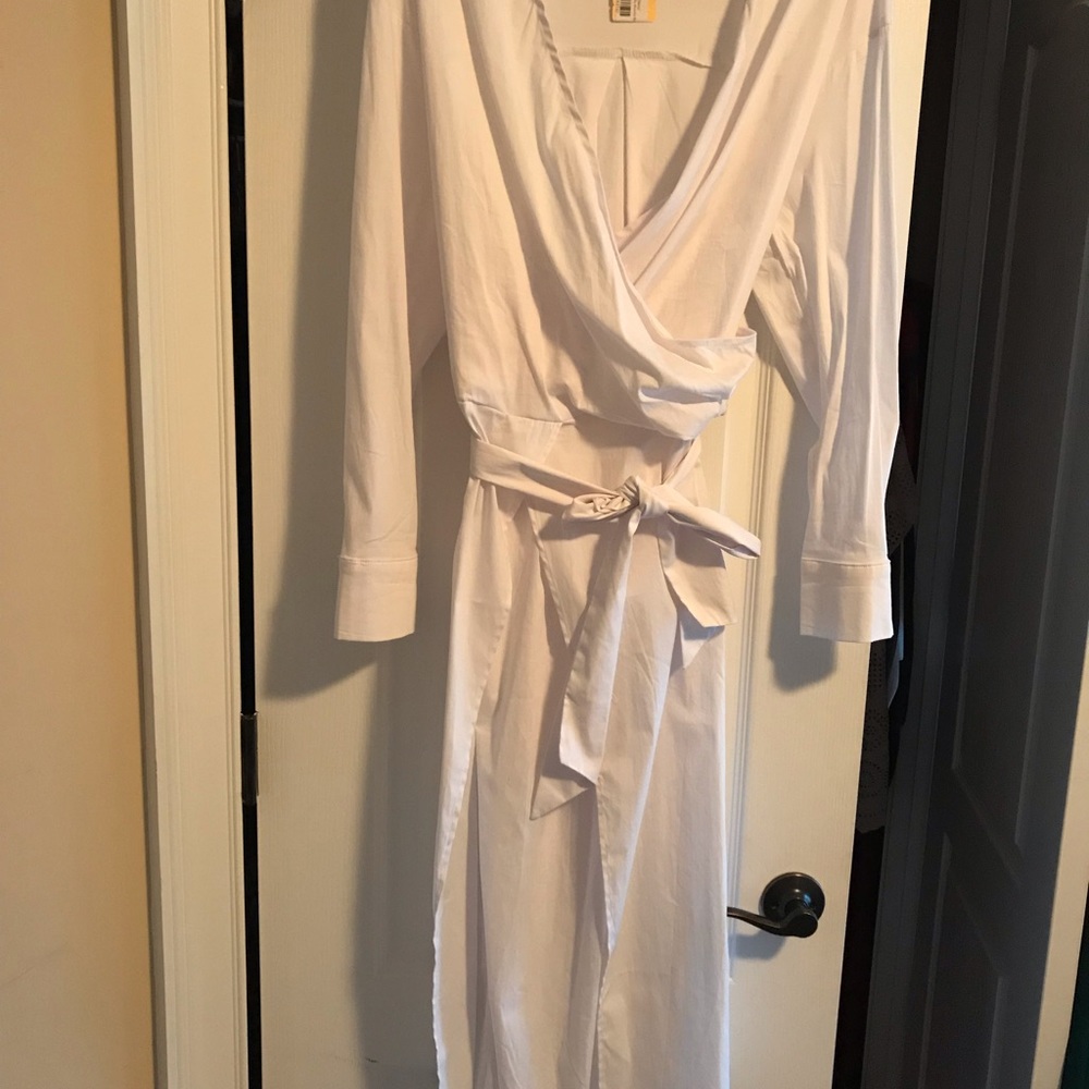 White long open chest blouse w/split
